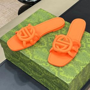 Designer Sandaler Kvinnors tofflor Gummi tofflor Kvinnor Flat Beach Jelly Orange Summer Autumn Mules Outdoor Waterproof Luxury Sandals AAA+05
