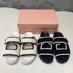 Designer Sandals Thick Bottom Non-slip Slippers Luxury Fashion Woven Sandals Comfortable Sliders Large Size Loose Slippers