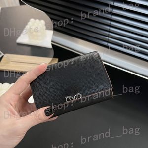 67 Styles Brand Passport Clips Designer Passport Case Fashion Men's and Women's Wallet Holder Card Holders utrustade med en 120 cm kedja