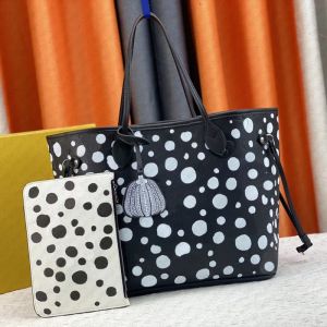 Дизайнерские сумки для покупок 2pcs/set Женщины сумочки искренние кожаные сумки на плече с кошельками из мешков с вареньем из цветочные сумки с клатча
