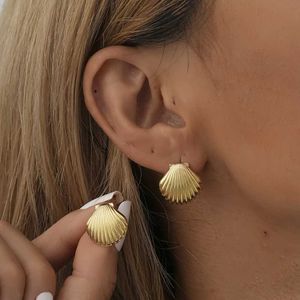 Студ 2019 Новые серьги Retro Shell Fomens Creative Fashion Women Romens Romantic Ball Serrings Jewelry Оптовые прямые продажи J240513