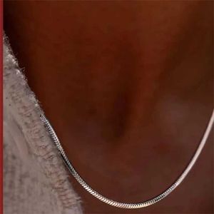 Pendant Necklaces 1.2mm Stainless Steel Square Snake Bone Chain Necklace Hip Hop Mens Clavik Chain Necklace Fashion Street Jewelry Accessories J240513