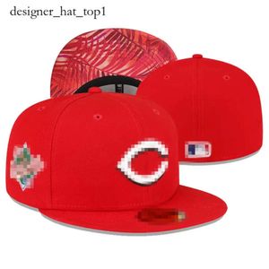 すべてのチームより多くのキャスケット野球の帽子ファッションデザイナーフィットハット野球帽子ヒップホップ刺繍コットンフラット閉じたビーニーフレックスサンキャップミックス注文ec76