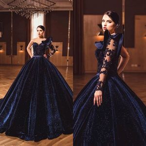 2022 Navy Velvet Ball Gown Quinceanera klänningar Long Caftan Party Crystals Beading Aftonklänningar Vestidos Formaler Dubai klänning C0620X08 2489