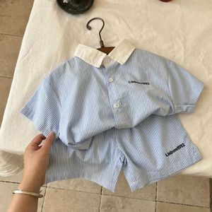 Set di abbigliamento per ragazzi e ragazze Summer Set di abbigliamento Nuovi bambini Casualmente a maniche corta Casual Casual Due bambini Abbigliamento per bambini D240514