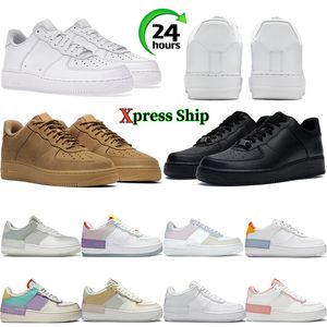 Designerskor Mens Sneakers Women Platform Outdoor Casual Shoes Triple White Black One 1 Classic Mens Trainers Sport Tennis Shoes Storlek 5.5-13