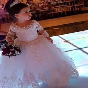 Casamento Manga longa Flor Girls 'Dresses' Crew Neck Lace Applique Communion Vestres de piso longo Tuled Badyed GOWNS FESTO 208N