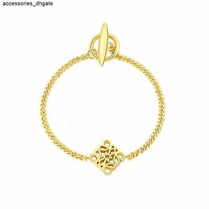 Colorless Top Designer Gold Necklace Accessories loews 24k lyxiga smycken halsband för kvinnors designmetall high end lång tröja kedja julklapp smycken mmp6