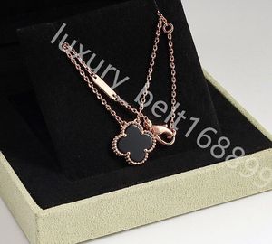 Fashion New Clover Flowers Necklace Pendant Pearl Mother Stainless Steel Plated Gold Women Girl Valentine's Mother's Day Engagement Four-leaf Cleef Necklaces