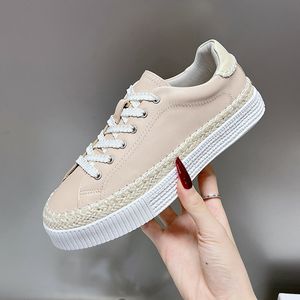 Avancerade kvinnors casual skor sommar ny handgjorda väv design runda huvud snörning fritid skor komfort fotkänsla mångsidiga tjocka botten damer loafers