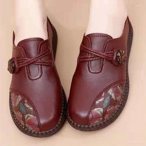 Повседневная обувь 2024 Осенняя мода Женщины Flat Ladies Loafers Solid Color Specl-On Work on Mujer