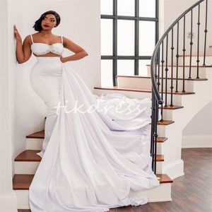 Stuning Two Pieces Boho Wedding Dresses For Black Girls Pärled Crystal Beach Bridal Dress with Attacked Train Elegant Gatsby Hippies Country Robe de Mariee 2024