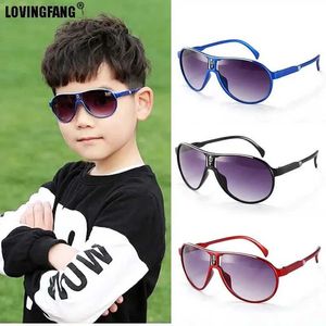 Solglasögon fashionabla barns solglasögon färgade glasögonramar flickor och pojkeglas UV400 baby spegel solglasögon d240514