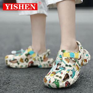 Yishen Girls Sandals Детская обувь летняя камуфляж закрытые пляжные туфли для детей для детей мультфильм сандалии сандалии сандалии 240429