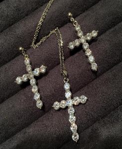 Klasyczna biżuteria modowa 925 Sterling srebrna pełna okrągła cut White Topaz CZ Diamond Lucky Cross Cross Naszyjnik 8345984