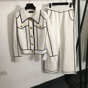 Luksusowe dzianinowe spodnie z płaszczem Gold Button Cardigan płaszczowe spodnie żeńskie kamizelki wełniane spodnie Fall Eleganckie swetry garnitury