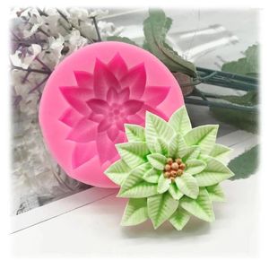 Baking Moulds Holly Leaf Silicone Mold Cake Christmas Decoration Tool Chocolate Soap Red Fruit Flower Candle Mould Kitchenware DIY