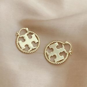 Carved Hoop for Women Gold Plated Hollow T-Letter Fashion Earrings