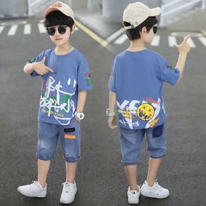 Kläder sätter tonårspojkar 6 8 9 10 12-åriga kläder set Summer Casual Clothing T-shirt+Pants Boy Clothing Childrens Clothing D240514