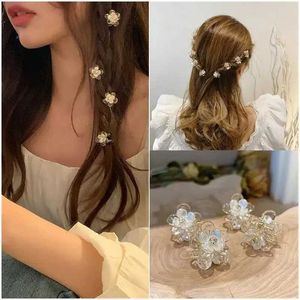 Hair Accessories Fashionable Fresh Simple Transparent Flower Claw Clip for Womens Crab Hair Clip Mini Cute Accessories Braided Hair Beads d240513