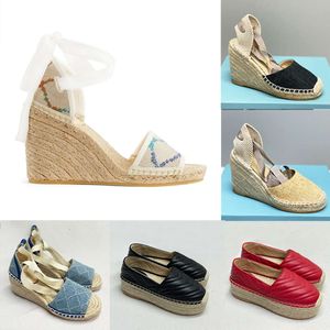 Designer Women Wedge Sandals Saudes High Heels Plataforma de Couro Torno