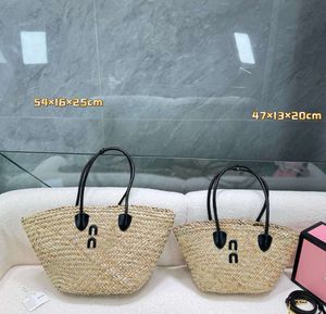 Designer Palmetto Handbag Exoticism Summer Livistona Chinensis Beach Bag Women Seaside Vacation Luxury Package Straw Tote Bag 240514