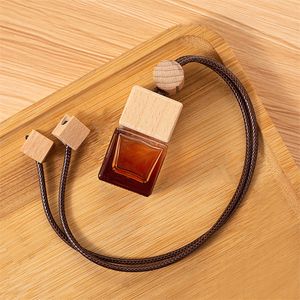 Holzkappe Hanging Car Aroma Diffusor 8ml Braunes Auto Hanging Parfümflasche Auto Diffusor Glasflaschen