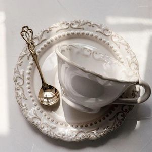 Кружки легкие роскошные керамическая кружка гостиная на рабочем столе послеобеденный чай чайные чашки ретро -придворча
