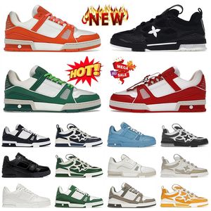 Domande all'ingrosso da donna skate lussuoso v designer abiti scarpe da design bassa over piattaforma originale in pelle overlay di lusso overlayskskin sneaker sportivi neri neri