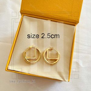 Fendidesigner Bag Women StudEarrings Designer Premium Gold Diamond for Men F Luxury Hoops Brand Letter Design Dangle Small 2.5 cm Fashion Jewelry with Box 338