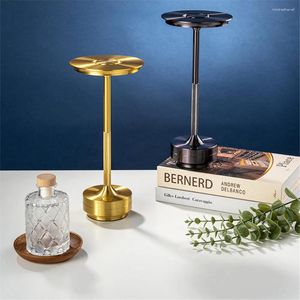 テーブルランプLED Aluminum Aluminum Alloy Waterof Rechargeable Desk Lamp Touch Touch Dimming Metal for Bar Living Room Reading Camping Lights