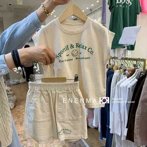 Clothing Sets 100% Cotton 1-7 Year Old Boys Korean Loose Short Sleeves+Shorts 2 Pieces Summer New Sweat-absorbing and Breathable Childrens Set d240514