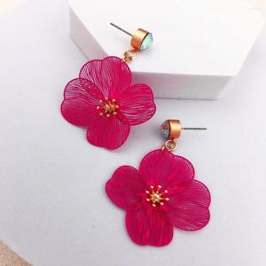 Brincos de moda de moda Pétalas de liga de ferro flor Rosa vermelho para mulheres pedras preciosas jóias de esmalte bruncos