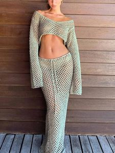Женщины 2 штука для купальника Crochet Up Off Plouds Trip Crop Tops и длинные юбки для летних нарядов пляжной одежды 240508