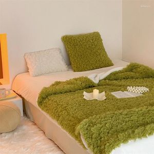 Одеяла корейский стиль осень и зимний облачный затяжной одеяло, роскошные утолщенные бархатные бархатные диван, кассовый шаль, блэнке