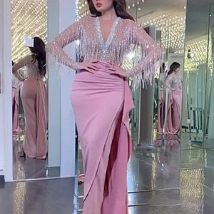 Arabski Aso Ebi Sexy koronkowe suknie wieczorowe z koralikami cekiny Wysokie szyi sukienki balowe