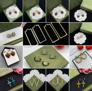 Vintage Classic Designer Earring Crystal Strawberry Cross Dangle Letter G Ear Stud Clip Earrings Charm Hoop Drop Earrings 18k Gold Silver Plated For Women smycken