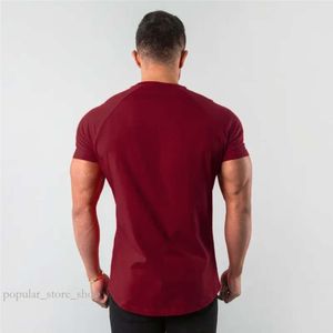 デザイナーTシャツ新しいスタイリッシュプレーントップフィットネスメンズTシャツ快適な筋肉ジョガーボディービルビルディングTシャツ男性ジムの服スリムフィットサマートップ710