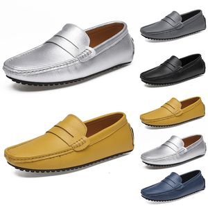 Scarpe casual gai per uomini bassi grigio nero profondo grigio argento scuro giallo piatto piatto da uomo scarpe da esterno