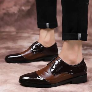 Vestido tênis de vestido Gents Super Big Size Luxury for Men Sneakers Man Dresses Sports Sports Top Grade Stylish Outside