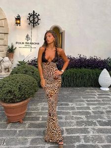 Sexig leopard mönster spetspatch arbete lång klänning kvinnor mode v-ringning rygglös lång klänning vår/sommar kvinnors semester tank topp 240426