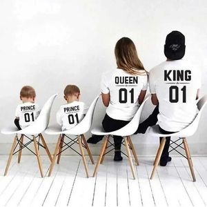 Família combinando roupas de família de roupas King01 Queen01 Prince01 Princess01 Summer Mother Family Family Matching Douse Pai e Child Camiseta T240513