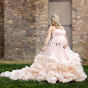 Pink Maternity Long Cloud Strapless Precklant Wedding Dresses Luxury Long Train Plus Size Brudklänningar Western Country Wedding Dresses