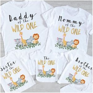 Abiti abbinati in famiglia Wild One 1 ° compleanno Tee Boy Safari Zoo Jungle vestiti divertenti magliette bianche maglietta per festa a goccia Delivery baby dhqr0