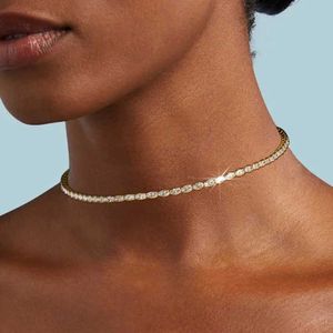 Tennis Oval crystal tennis necklace suitable for dazzling women Korean zirconia necklace necklace on the necklace daisy wedding jewelry gift N135 d240514