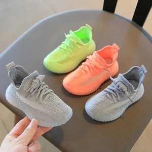 Sneakers Childrens mesh shoes breathable soft and comfortable casual for young children boys girls sports childrens new non slip d240515