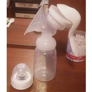 Breastpumps Manual breast pump for mothers hand shaped childrens bottle and nipple feeding products with suction function manual Q240514