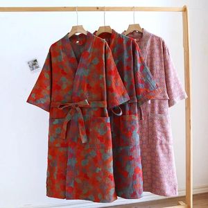 Roupas domésticas A primavera feminina Summer algodão retro chinês Kimono Robes mulheres camisola de meia manga Confortável roupão de banho