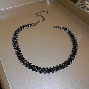 Chokers Fyuan Fashion Black Water Diamond Necklace Womens Geometric Crystal Necklace Jewelry Party Gift D240514