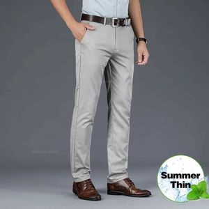 Męskie spodnie Summer Ultra-cienki męskie Spodnie Business Business z odpornym na zmarszczki żelazne FR Wysokie pasy proste sprężyste spodnie luksusowe ubranie marki Y240514